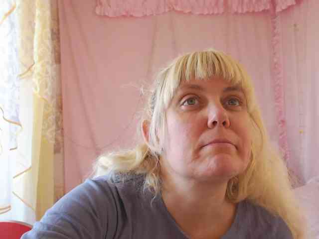 YoungMistress webcam