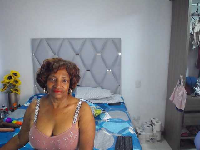 matureflirt69 webcam bongacams model stream image