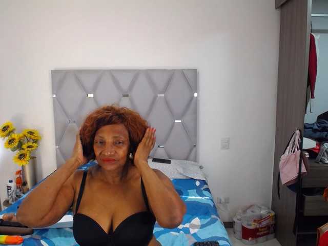 matureflirt69 Live Cam on BongaCams