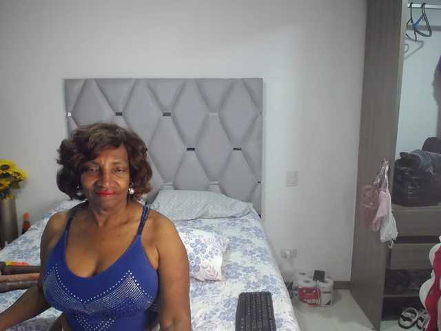 matureflirt69 webcam bongacams model stream image