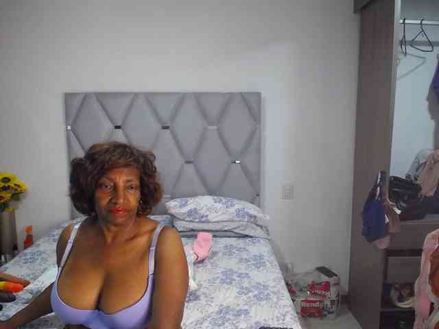 matureflirt69 webcam