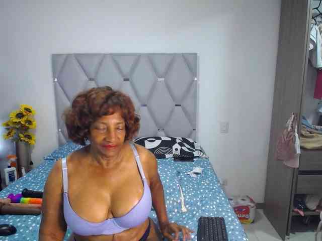 matureflirt69 webcam