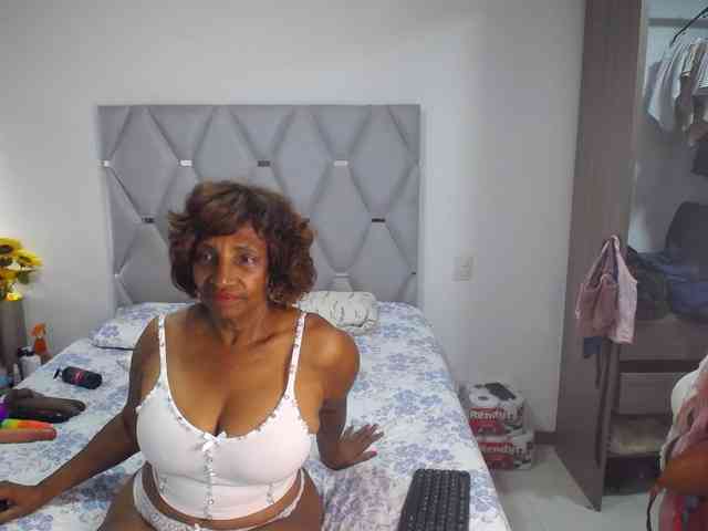 matureflirt69 webcam