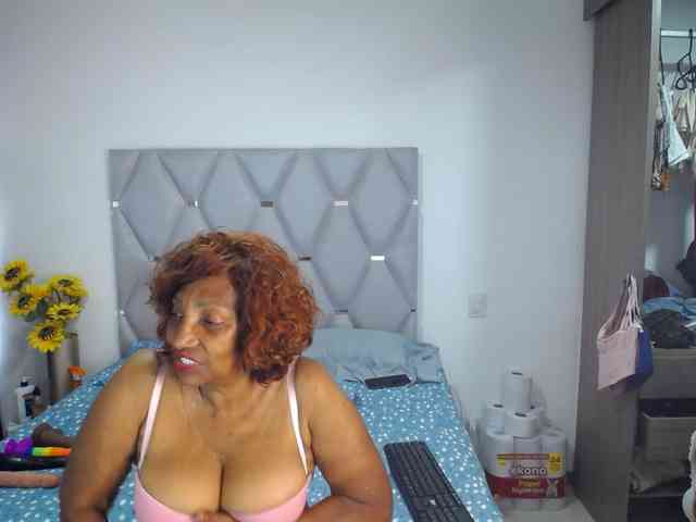 matureflirt69 webcam