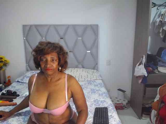 matureflirt69 webcam