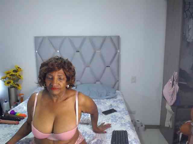 matureflirt69 webcam