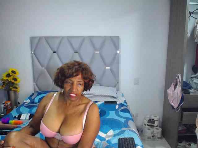 matureflirt69 webcam