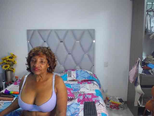 matureflirt69 webcam