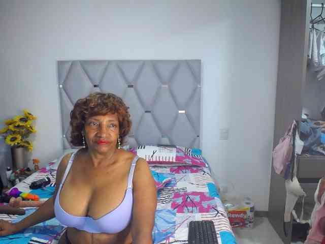 matureflirt69 webcam