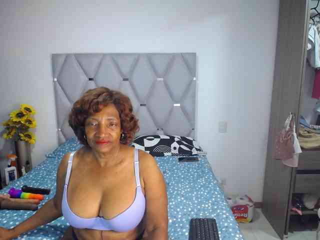 matureflirt69 webcam