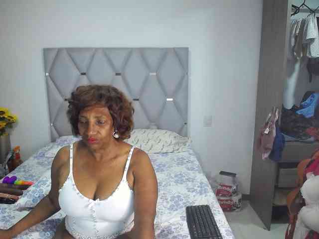 matureflirt69 webcam