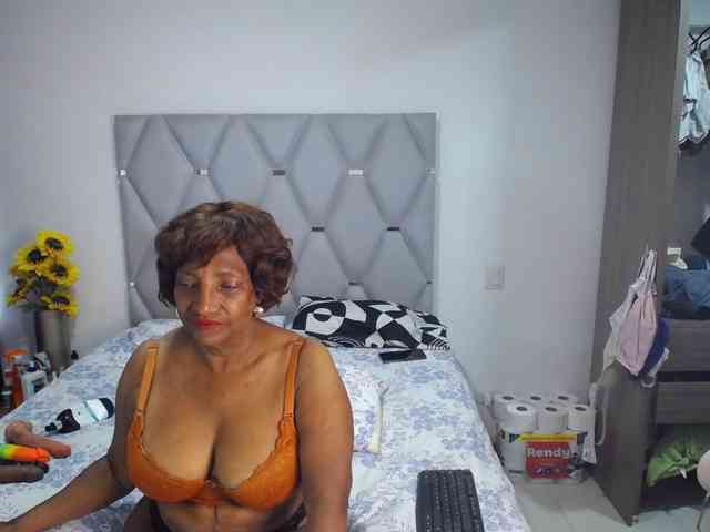 matureflirt69 webcam