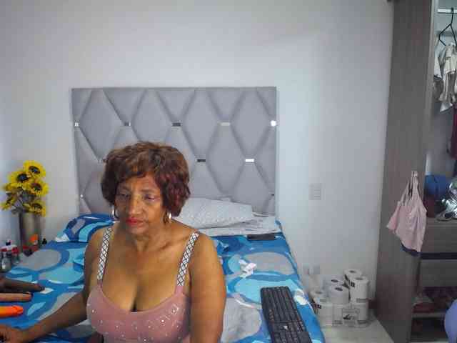 matureflirt69 webcam