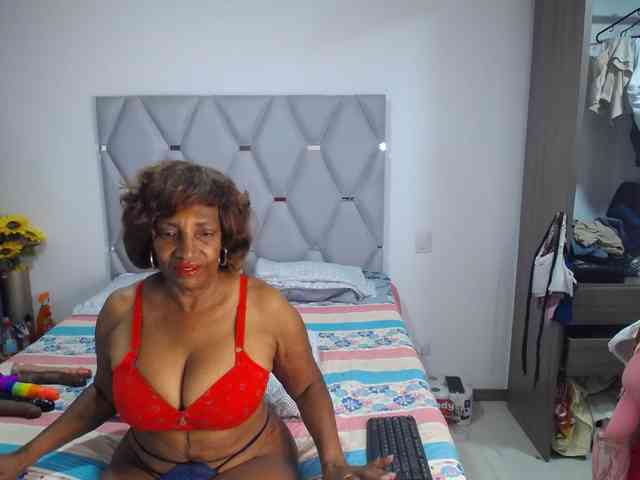 matureflirt69 webcam