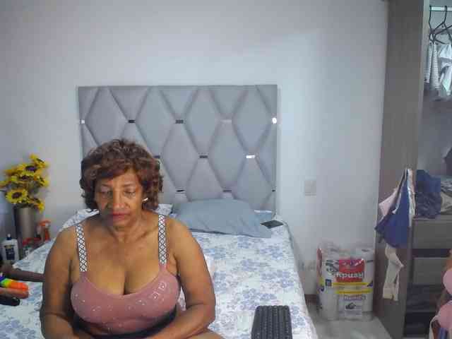 matureflirt69 webcam