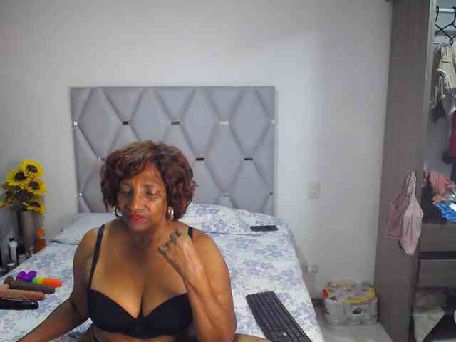 matureflirt69 webcam