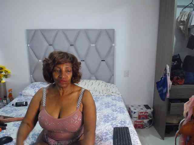 matureflirt69 webcam