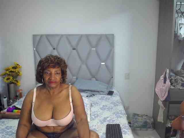 matureflirt69 webcam