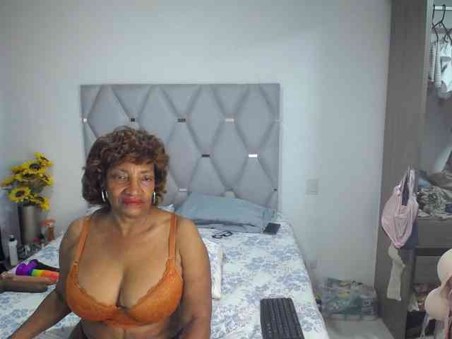 matureflirt69 webcam