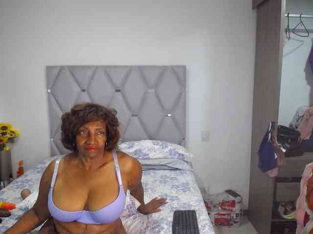 matureflirt69 webcam