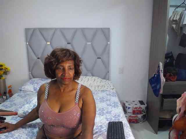 matureflirt69 webcam