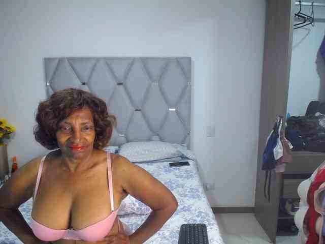 matureflirt69 webcam