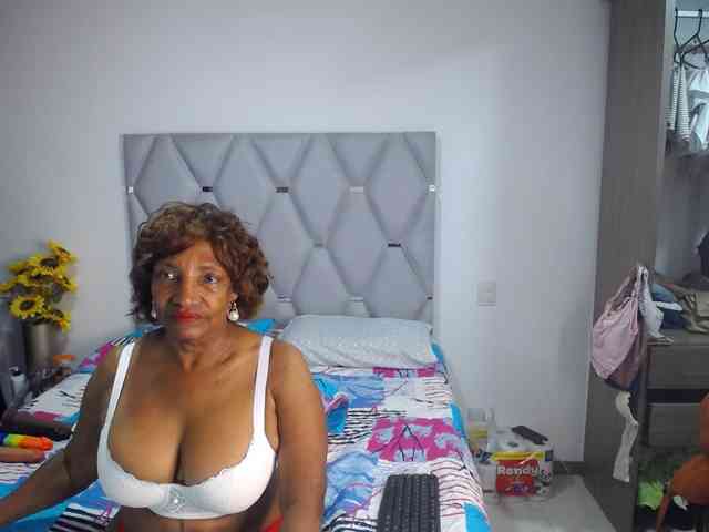 matureflirt69 webcam