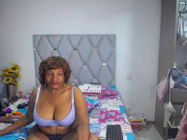 matureflirt69 webcam