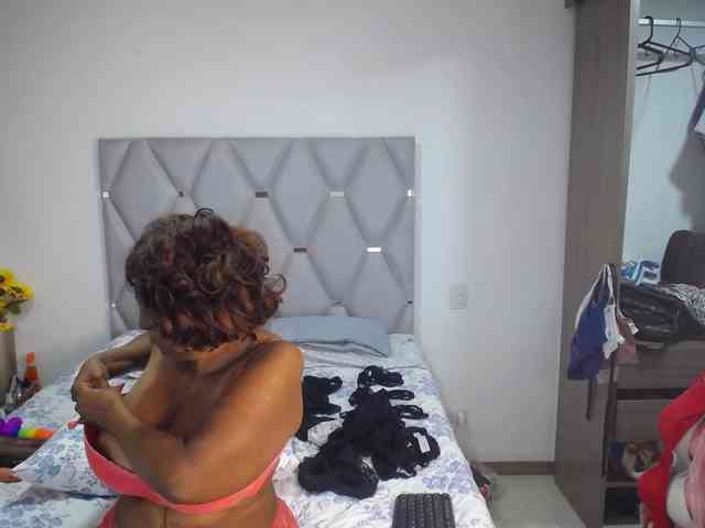 matureflirt69 webcam