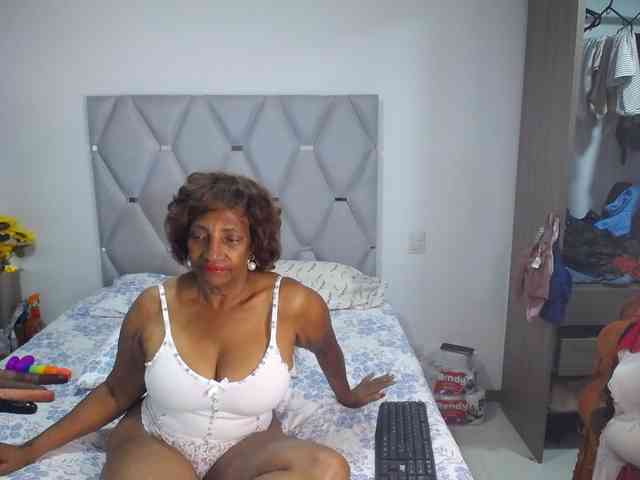 matureflirt69 webcam