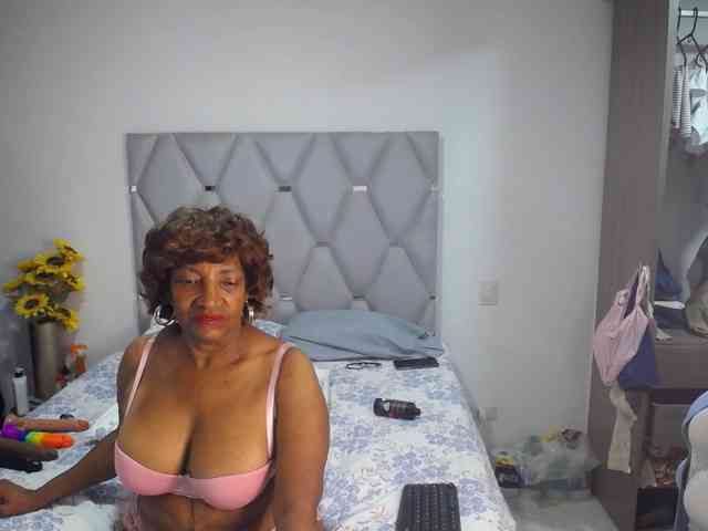 matureflirt69 webcam