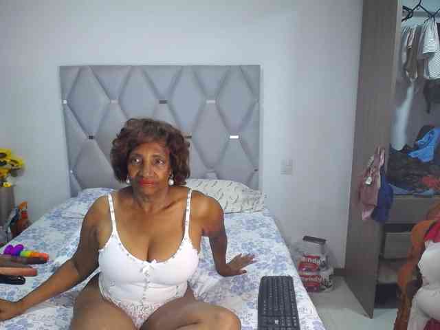 matureflirt69 webcam