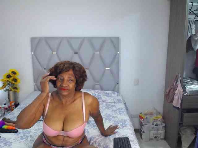 matureflirt69 webcam