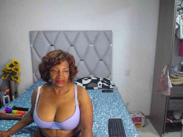 matureflirt69 webcam