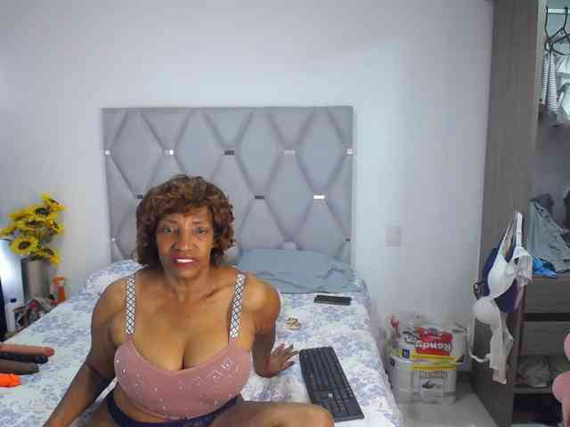matureflirt69 webcam