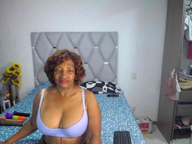 matureflirt69 webcam