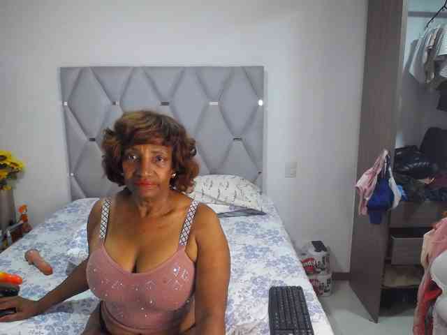matureflirt69 webcam