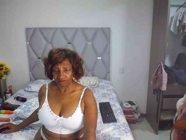 matureflirt69 webcam