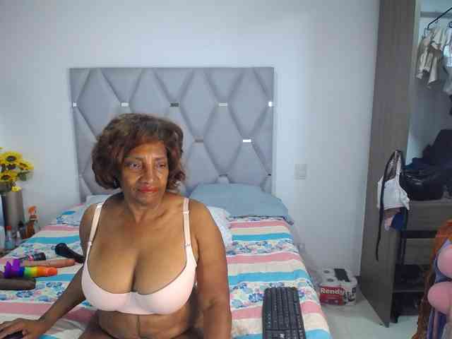 matureflirt69 webcam