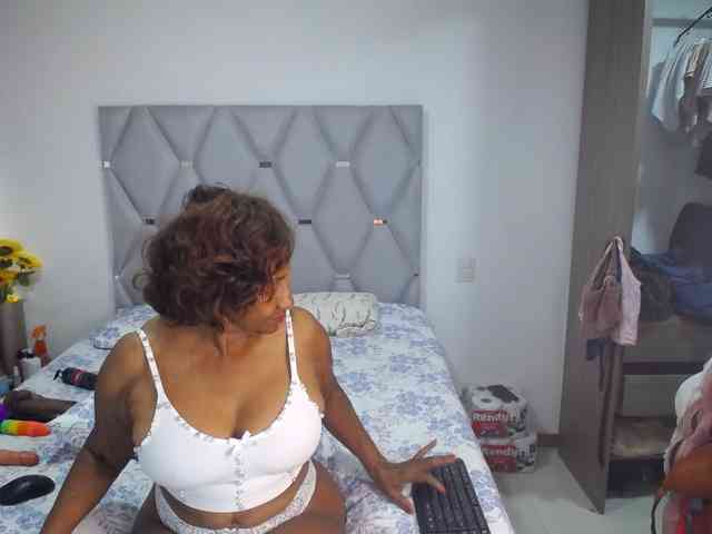 matureflirt69 webcam