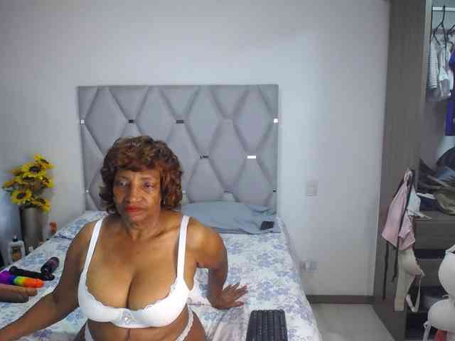 matureflirt69 webcam