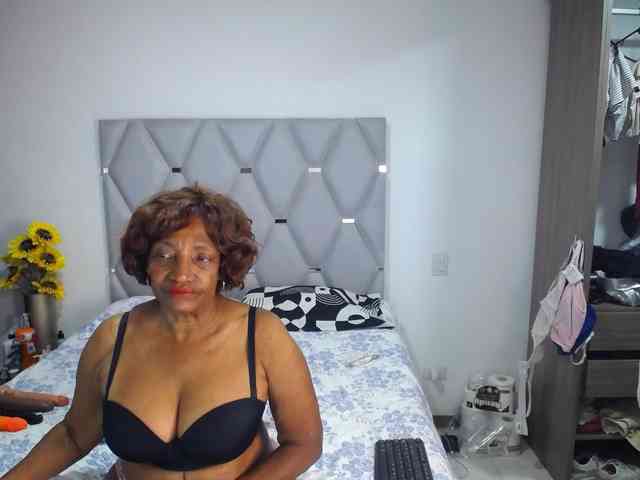 matureflirt69 webcam