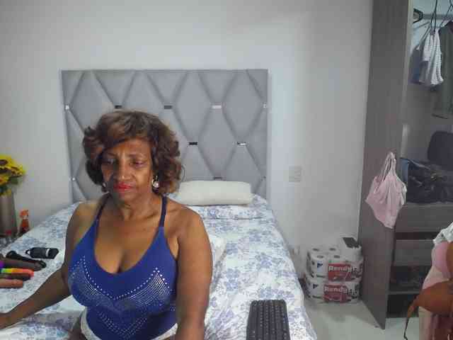 matureflirt69 webcam