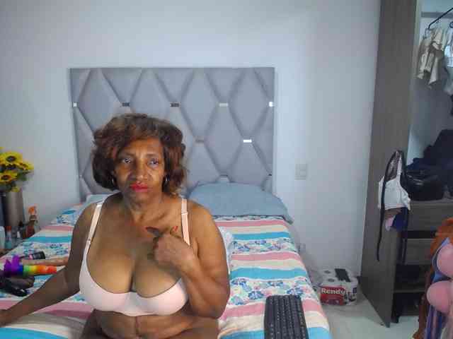 matureflirt69 webcam