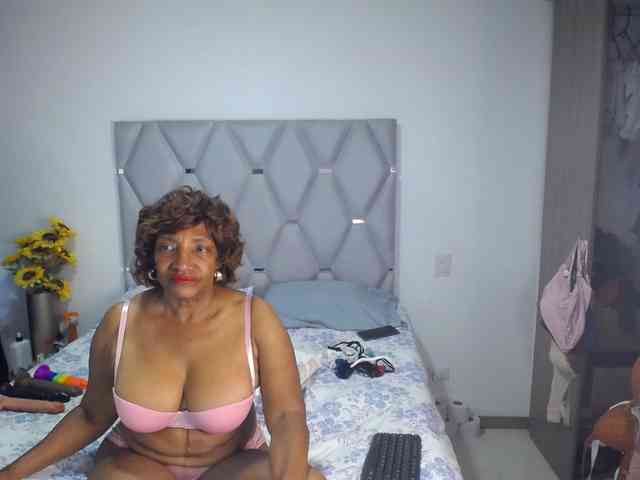 matureflirt69 webcam
