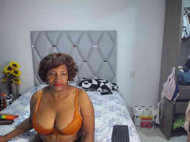 matureflirt69 webcam