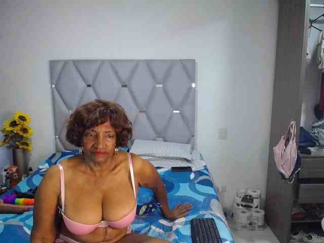 matureflirt69 webcam