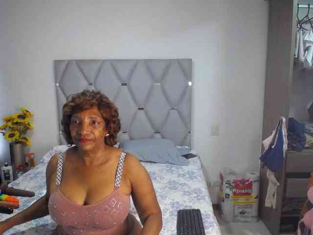 matureflirt69 webcam