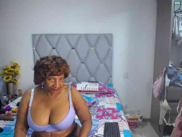 matureflirt69 webcam