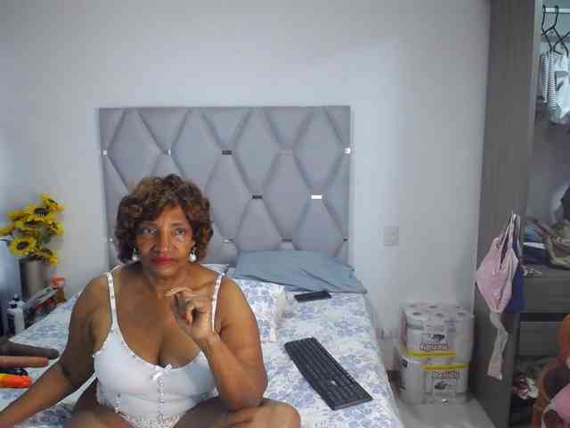 matureflirt69 webcam